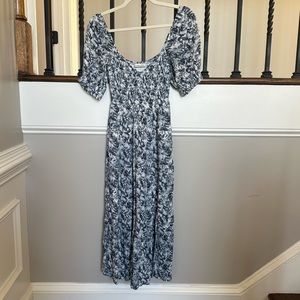 Abercrombie and Fitch dress. Navy blue/white floral print. Size XS